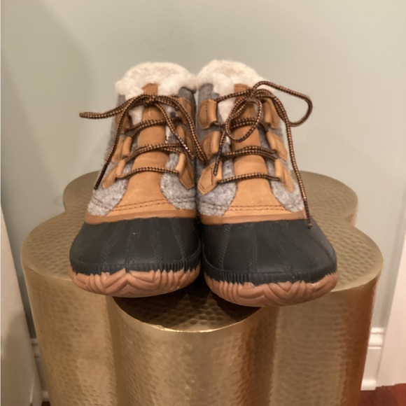 Sorel - Women’s Winter Snow Rain Lace-up Boots w/Lining - gray/tan/black - 8.5 - Picture 5 of 8